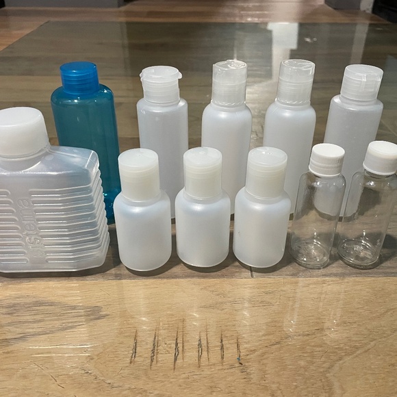 New 11-Piece Mixed Set Travel Toiletry Bottles - Picture 1 of 9